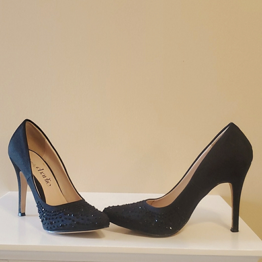 Studded stilettos size 6